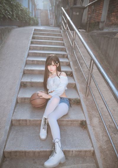 少妇洁白178在线播放