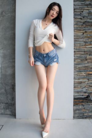 仲夏夜的叔母