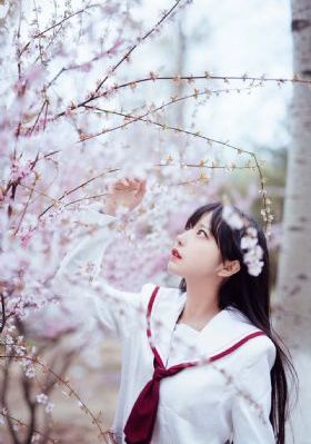 丰满少妇被啪啪到高潮